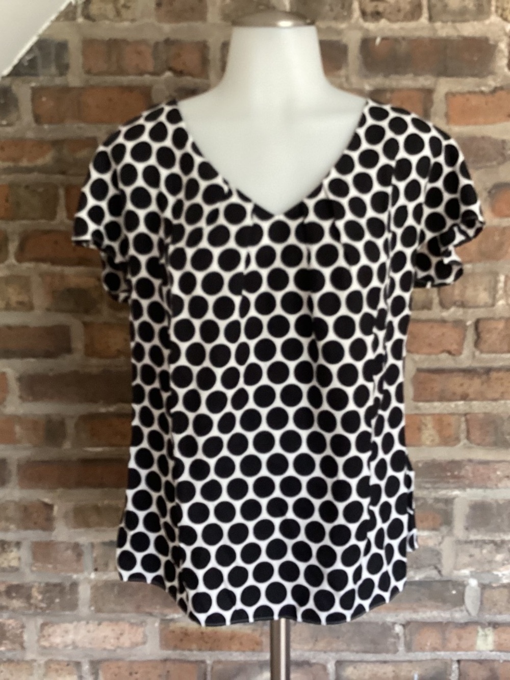 Boden black and white dot print top.  Viscose/Silk blend.  Size US8